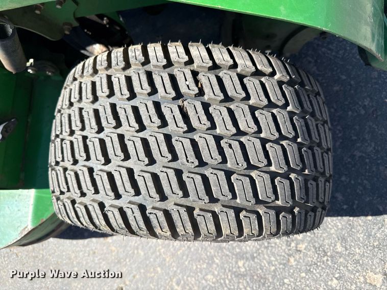 image for item ED4082 2017 John Deere 661R ZTR lawn mower