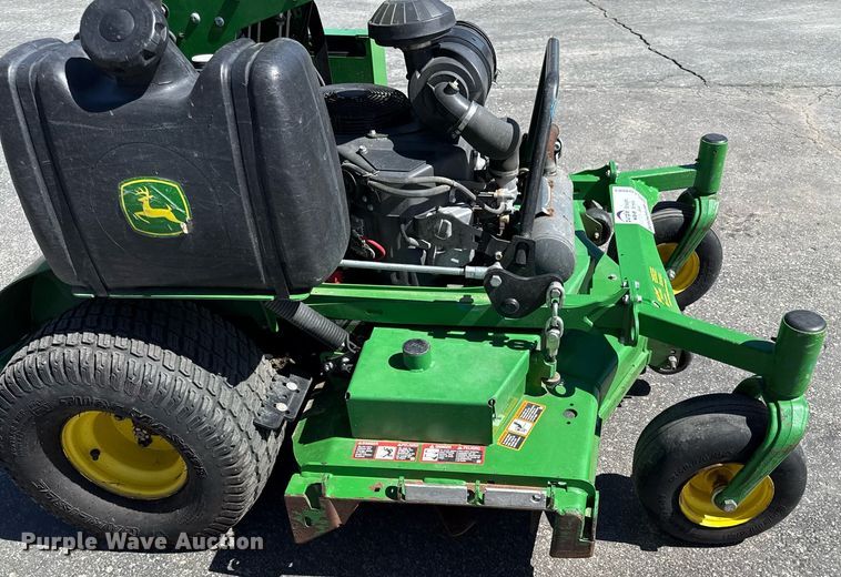 image for item ED4083 2019 John Deere 652R ZTR lawn mower