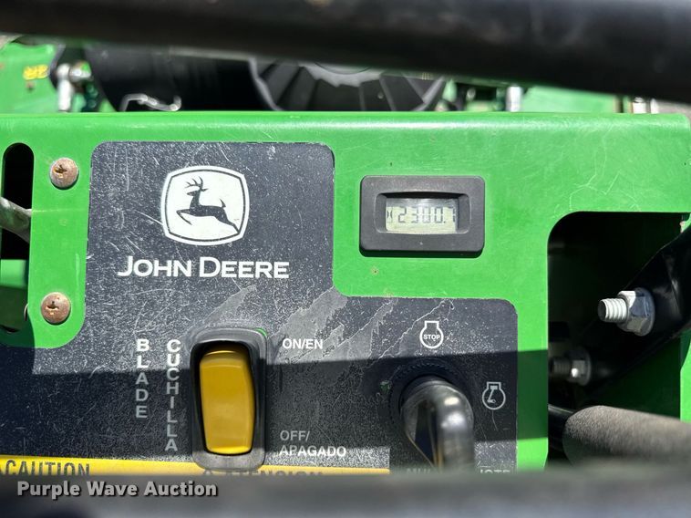 image for item ED4083 2019 John Deere 652R ZTR lawn mower