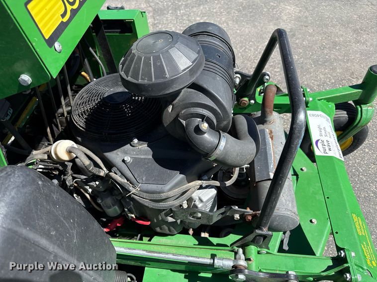 image for item ED4083 2019 John Deere 652R ZTR lawn mower