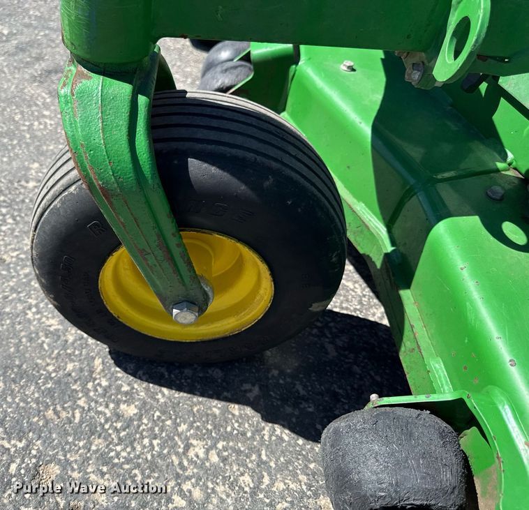 image for item ED4083 2019 John Deere 652R ZTR lawn mower