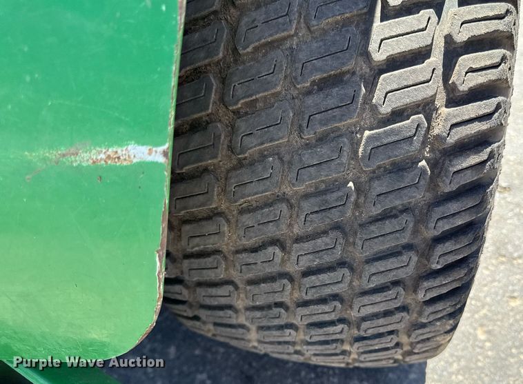 image for item ED4083 2019 John Deere 652R ZTR lawn mower