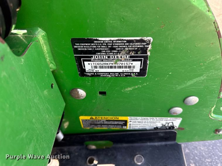 image for item ED4083 2019 John Deere 652R ZTR lawn mower