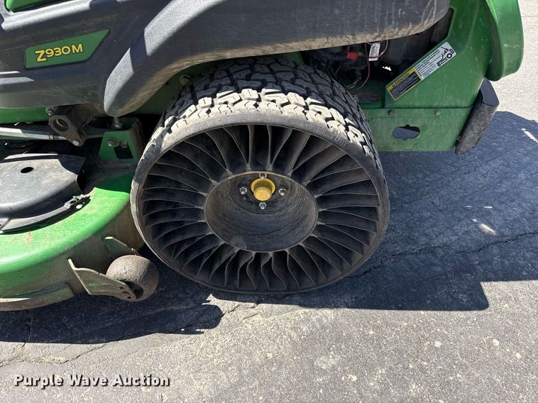 image for item ED4086 2016 John Deere Z930M ZTR lawn mower