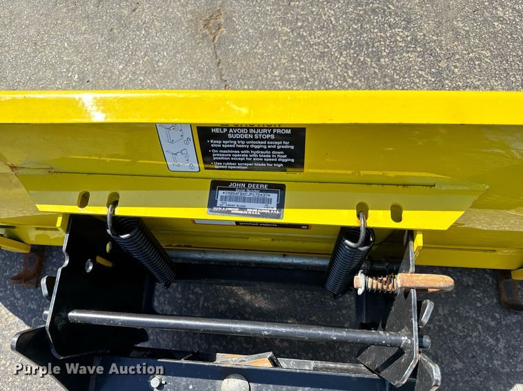 image for item ED4087 2013 John Deere X750 lawn mower