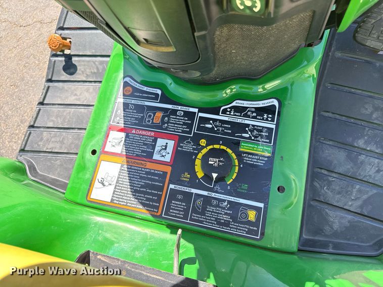 image for item ED4087 2013 John Deere X750 lawn mower