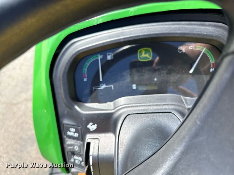 image for item ED4087 2013 John Deere X750 lawn mower