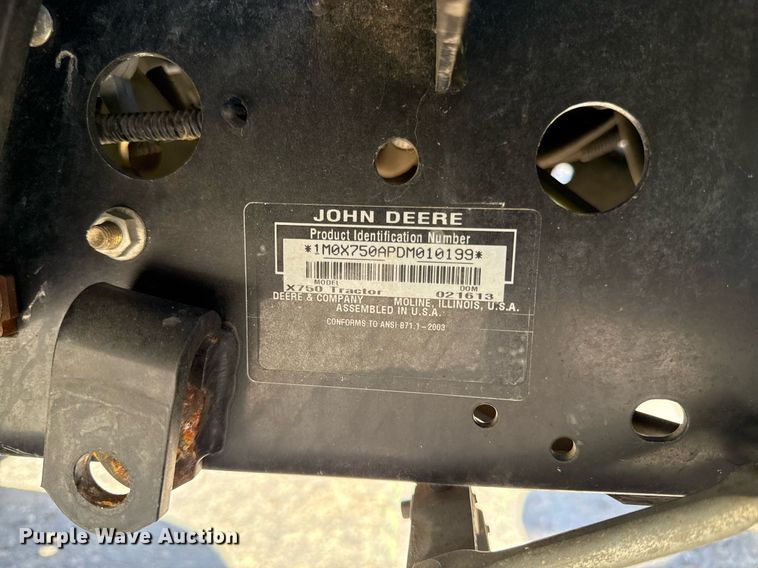 image for item ED4087 2013 John Deere X750 lawn mower