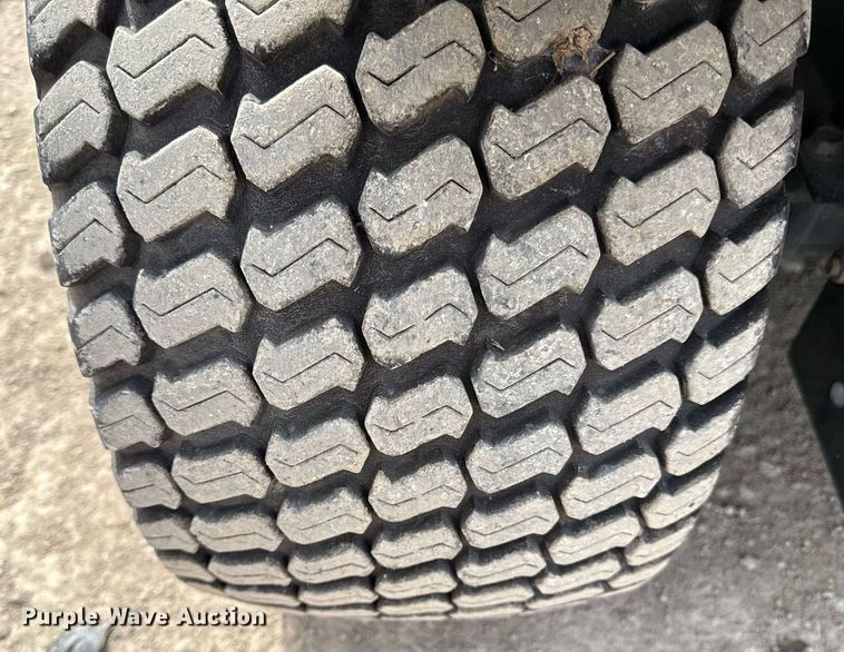 image for item ED4095 John Deere X495 lawn mower