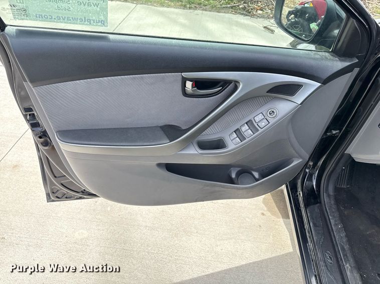 image for item ED4096 2013 Hyundai Elantra 