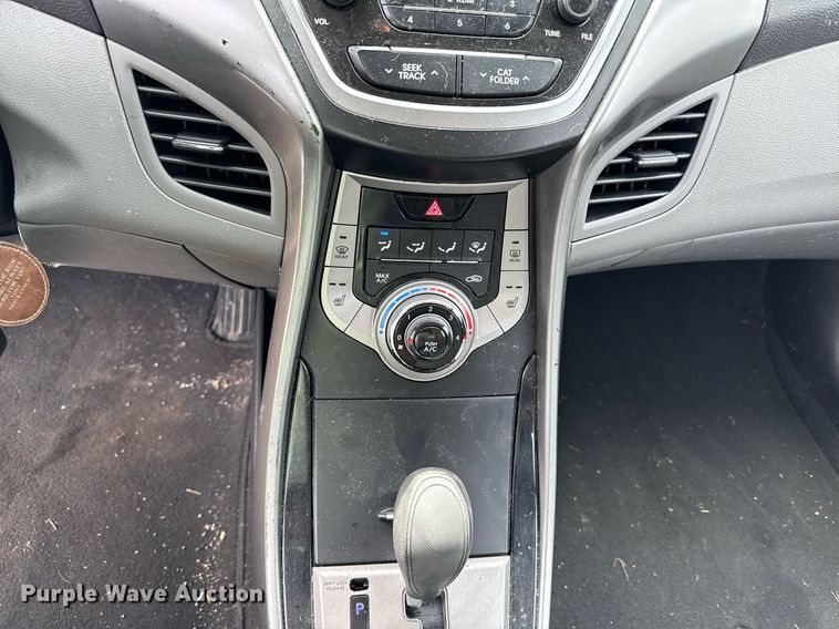 image for item ED4096 2013 Hyundai Elantra 