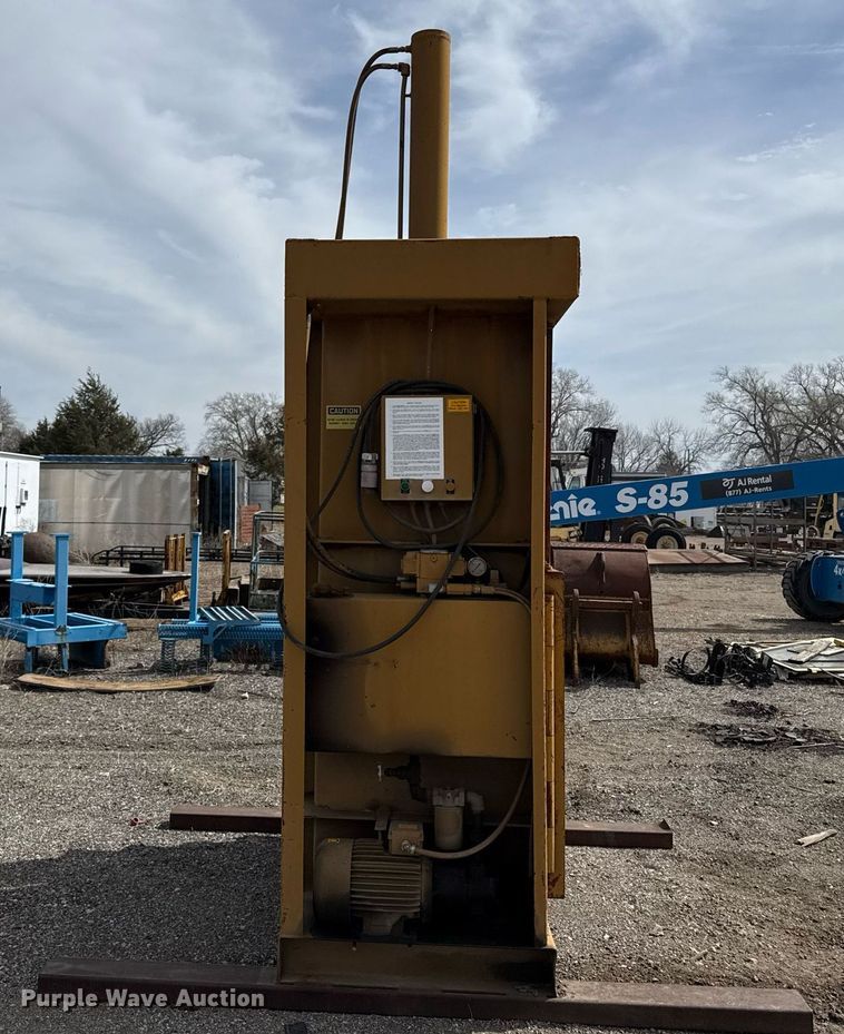 image for item ED4097 Bundle Bee 60 cardboard baler 