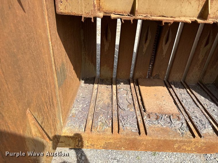 image for item ED4097 Bundle Bee 60 cardboard baler 