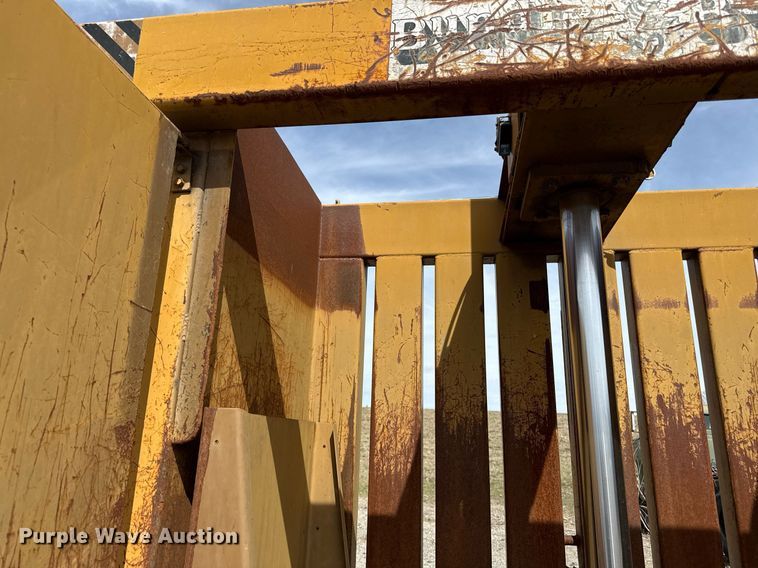 image for item ED4097 Bundle Bee 60 cardboard baler 