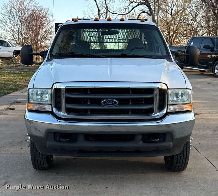 image for item ED4099 2004 Ford F450 Super Duty XL Crew Cab utility / service truck