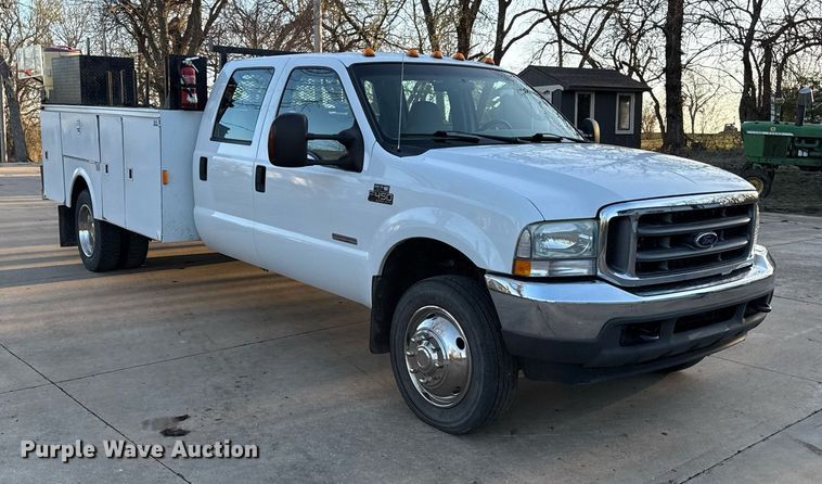 image for item ED4099 2004 Ford F450 Super Duty XL Crew Cab utility / service truck