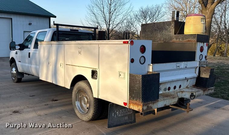 image for item ED4099 2004 Ford F450 Super Duty XL Crew Cab utility / service truck