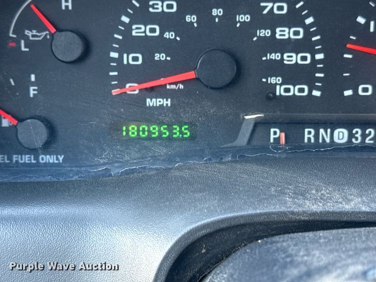 image for item ED4099 2004 Ford F450 Super Duty XL Crew Cab utility / service truck