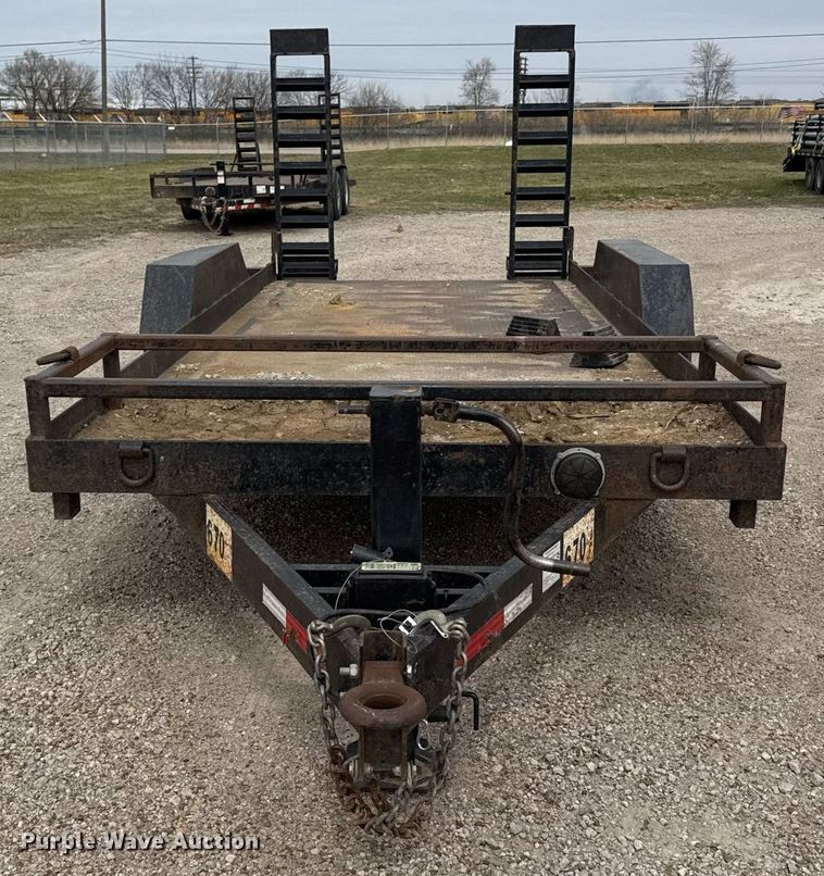 image for item ED4103 2004 Road Hog Uniloader equipment trailer