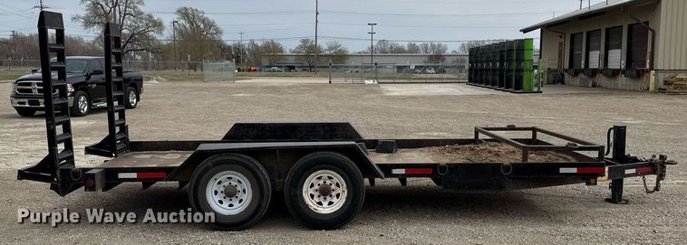 image for item ED4103 2004 Road Hog Uniloader equipment trailer