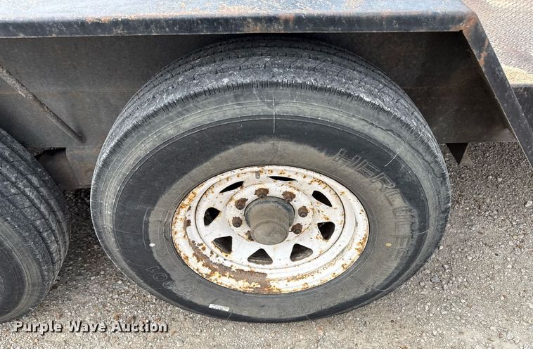 image for item ED4103 2004 Road Hog Uniloader equipment trailer