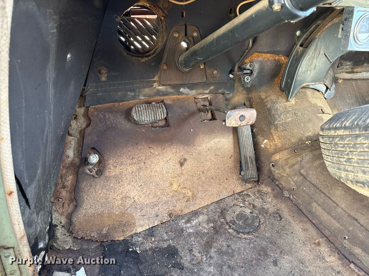 image for item ED4108 1950 Chevrolet Fleetline Deluxe 