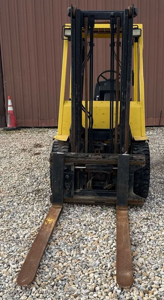 image for item ED4112 2001 Hyster H60XM  forklift
