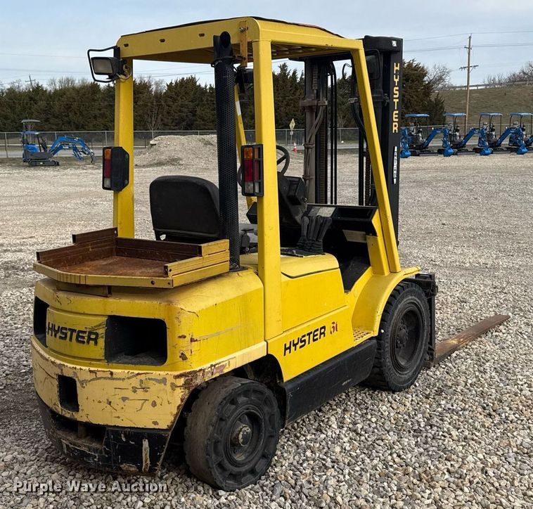 image for item ED4112 2001 Hyster H60XM  forklift