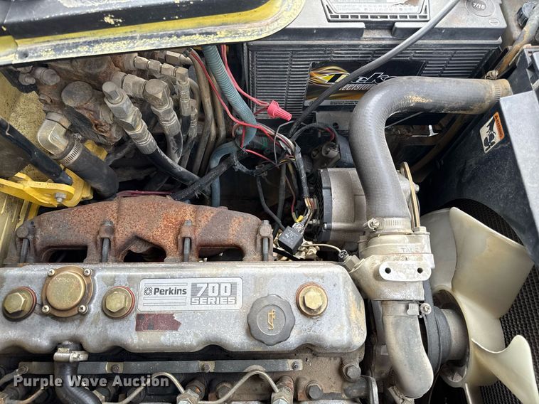 image for item ED4112 2001 Hyster H60XM  forklift