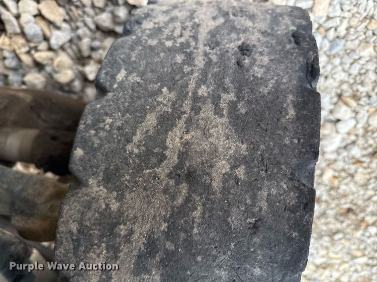 image for item ED4112 2001 Hyster H60XM  forklift