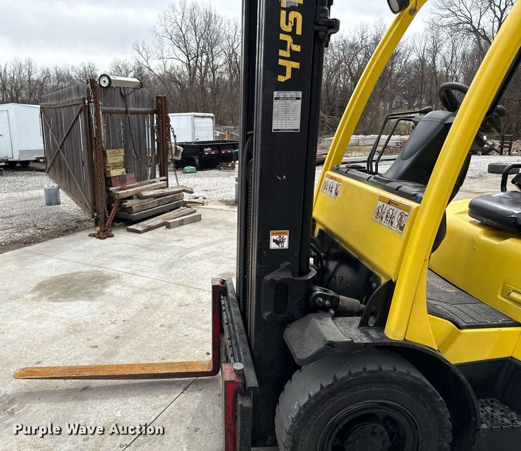 image for item ED4114 2006 Hyster H50FT forklift