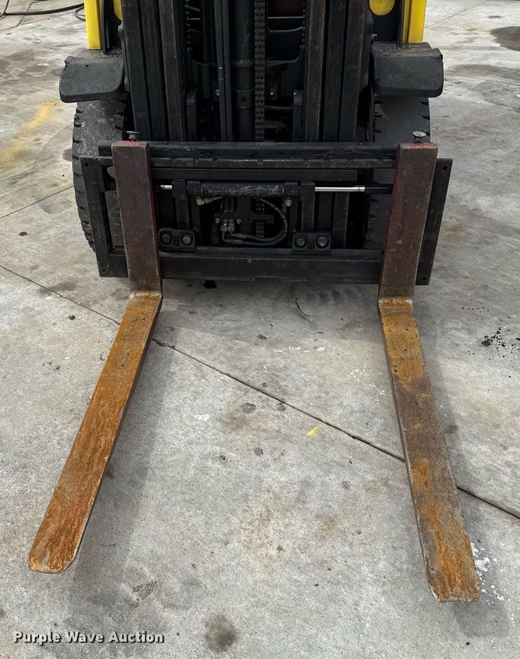 image for item ED4114 2006 Hyster H50FT forklift