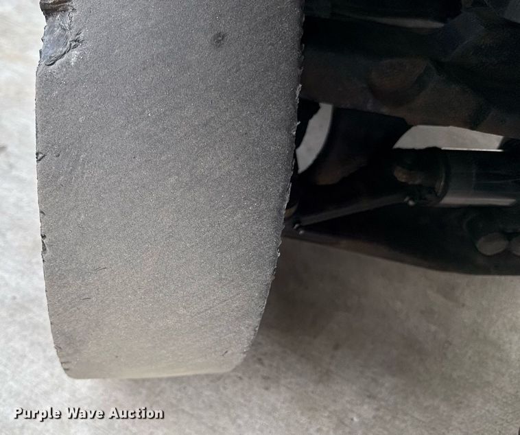 image for item ED4114 2006 Hyster H50FT forklift