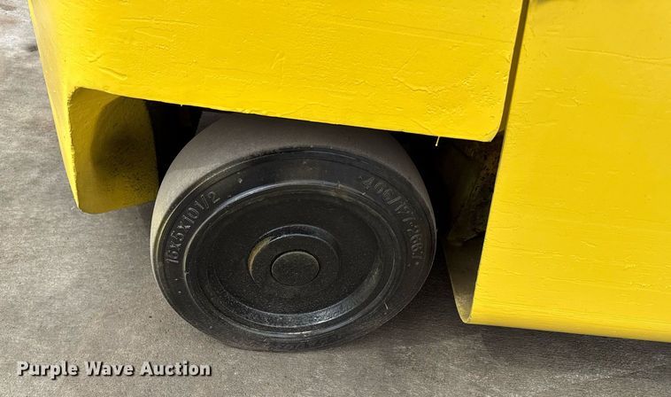 image for item ED4115 2017 Hyster XL2 forklift