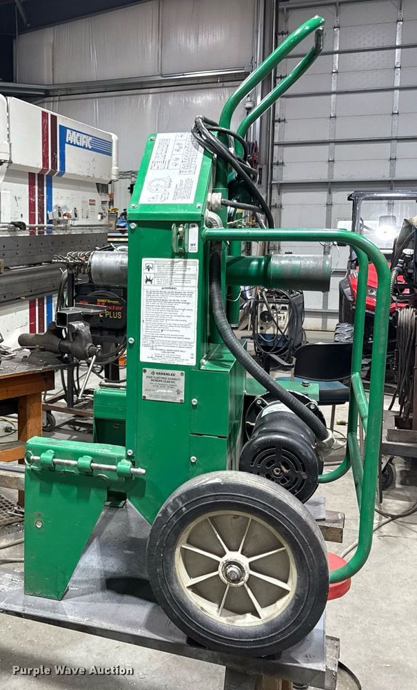 image for item ED4118 Greenlee 555C conduit bender