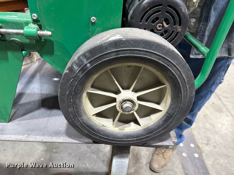 image for item ED4118 Greenlee 555C conduit bender