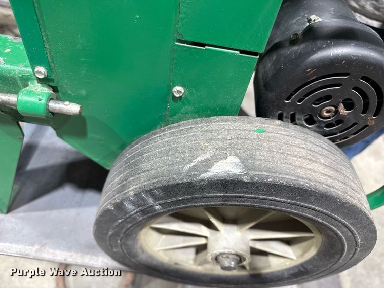 image for item ED4118 Greenlee 555C conduit bender