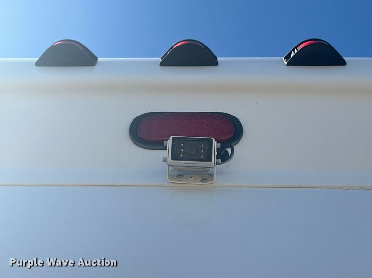 image for item EG2592 2008 Ford F650 Super Duty shuttle bus