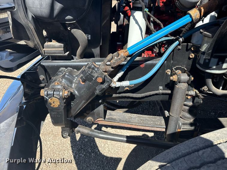 image for item EG2592 2008 Ford F650 Super Duty shuttle bus