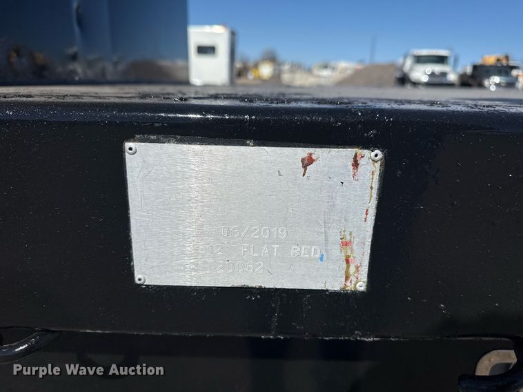 image for item EG2594 2019 Ford F550 Super Duty Crew Cab flatbed truck