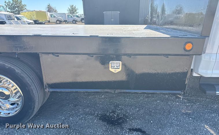 image for item EG2594 2019 Ford F550 Super Duty Crew Cab flatbed truck