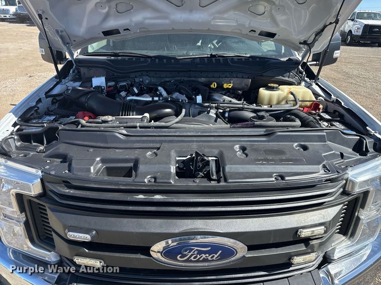 image for item EG2594 2019 Ford F550 Super Duty Crew Cab flatbed truck