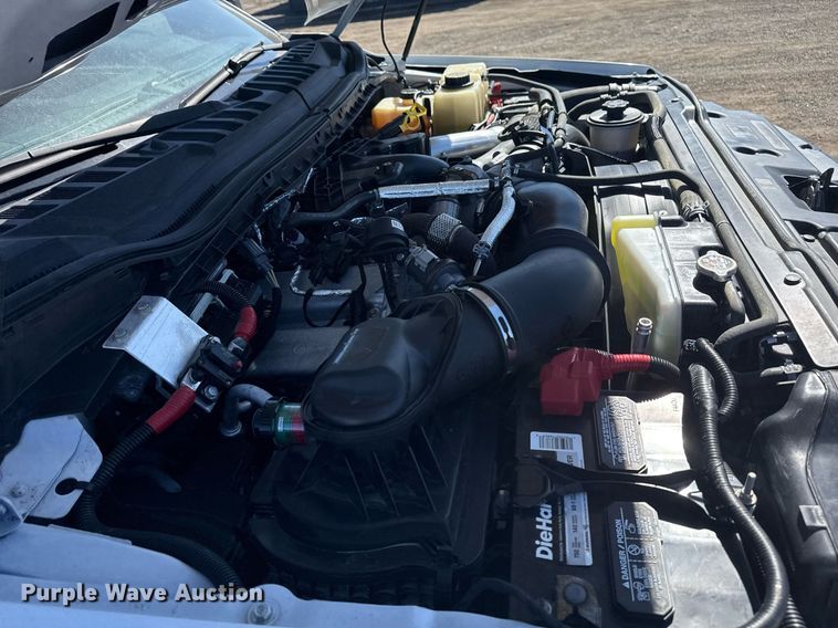 image for item EG2594 2019 Ford F550 Super Duty Crew Cab flatbed truck