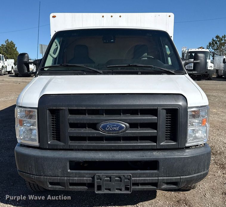 image for item EG2597 2018 Ford E450 Super Duty refrigerated truck