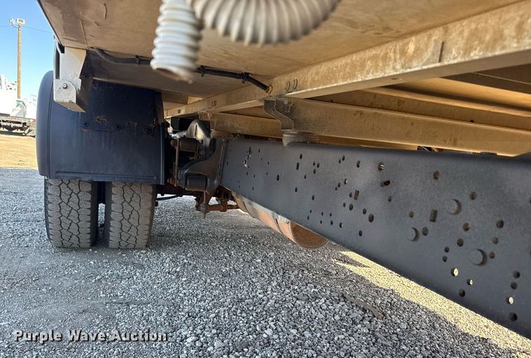 image for item EG2597 2018 Ford E450 Super Duty refrigerated truck