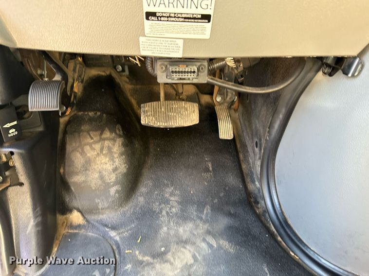 image for item EG2597 2018 Ford E450 Super Duty refrigerated truck