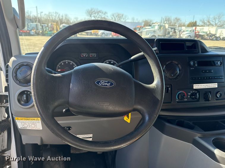 image for item EG2597 2018 Ford E450 Super Duty refrigerated truck