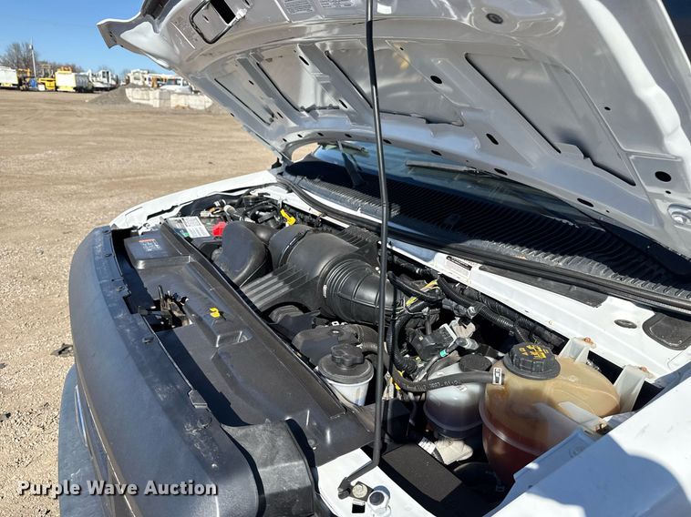 image for item EG2597 2018 Ford E450 Super Duty refrigerated truck