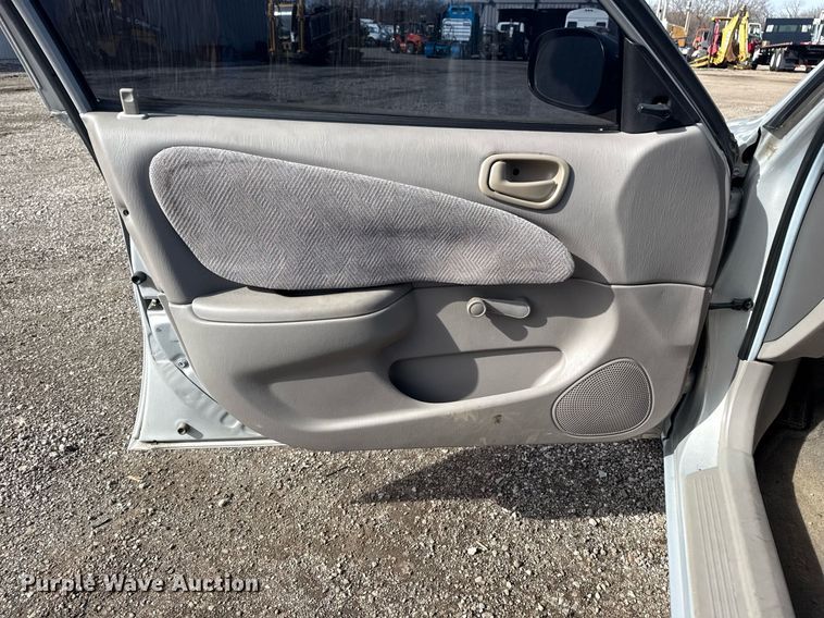 image for item EG2601 2001 Chevrolet Prizm 