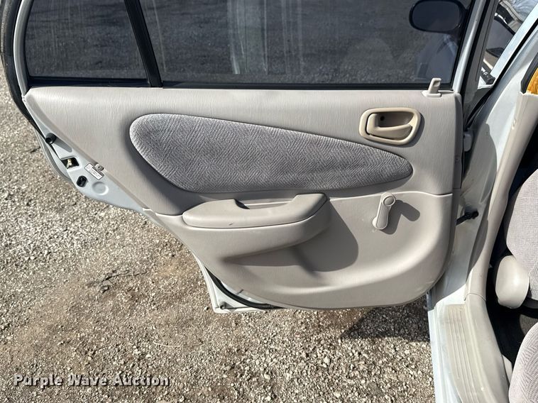 image for item EG2601 2001 Chevrolet Prizm 